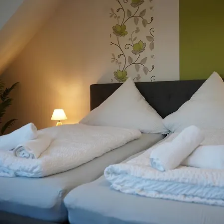 Gastehaus Zum Surgrund 7 * Cuxhaven